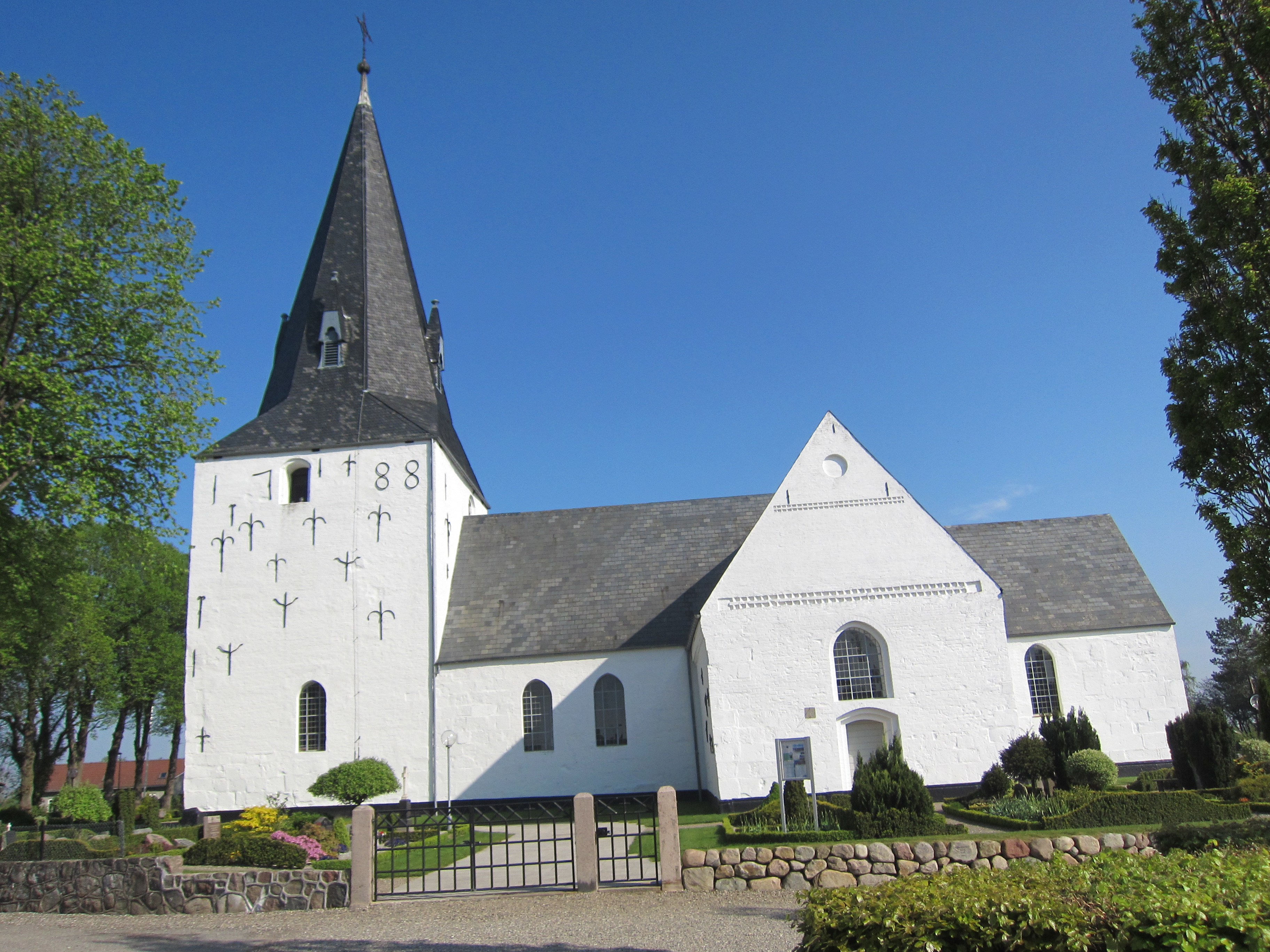 Rise kirke