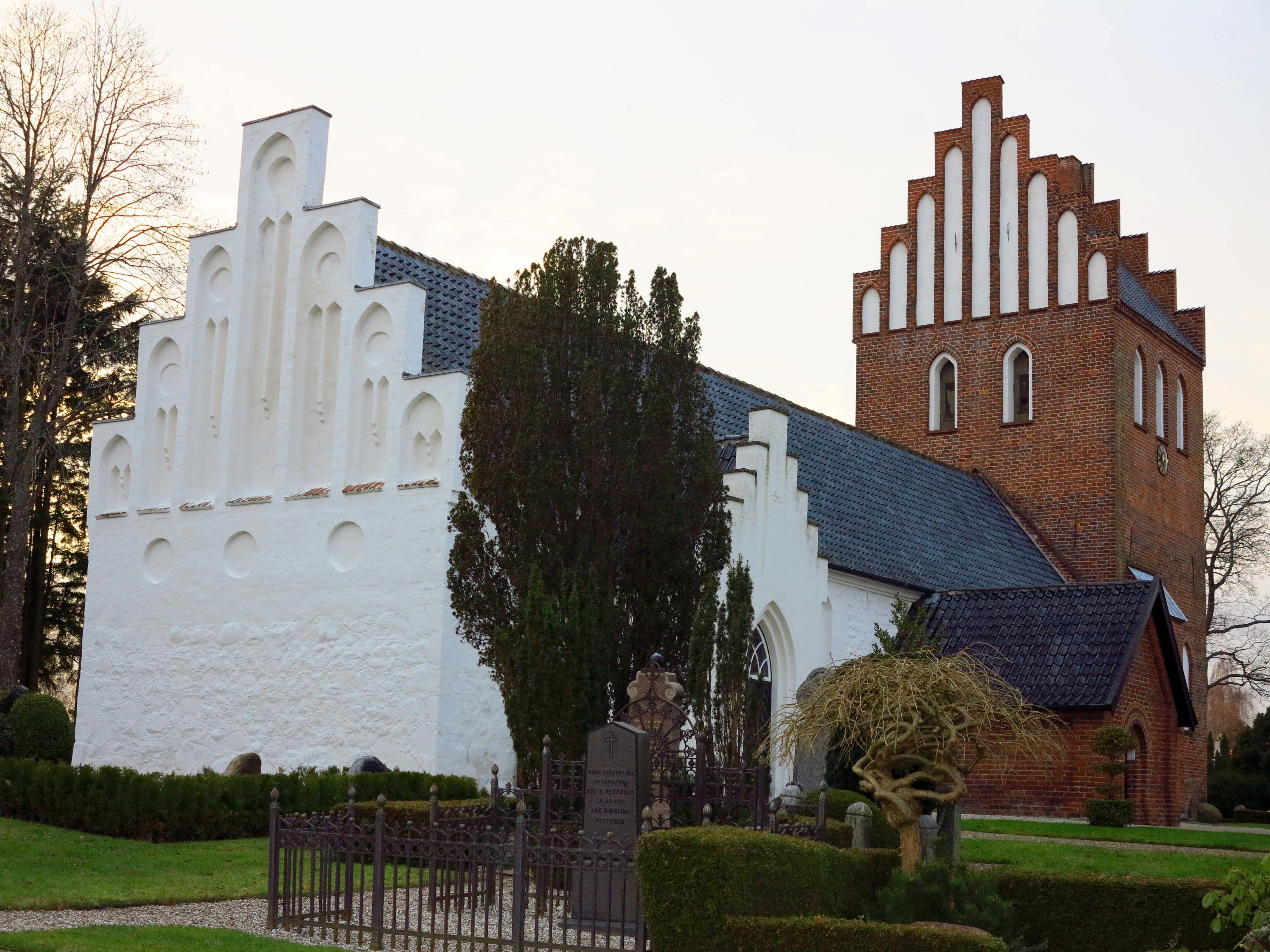 Asminderød Kirke